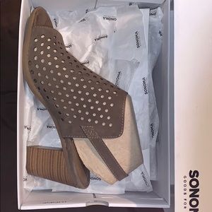 Sonoma SNRAELINMUSHROOM Fit Shoes.